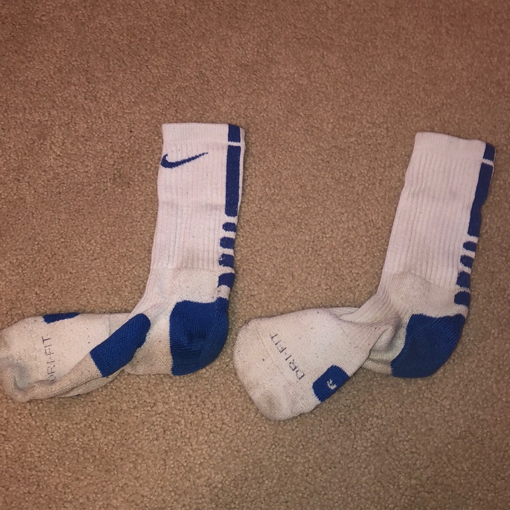 Kids nike elite socks